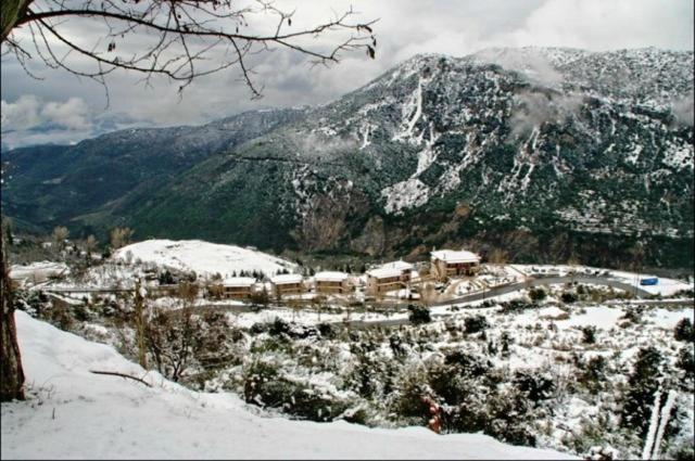 Koustenis Village Діміцана Екстер'єр фото